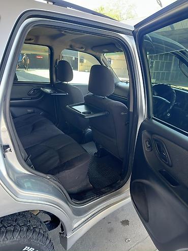 Mazda: Mazda Tribute: 2004 г., 2 л, Автомат, Бензин, Кроссовер — 6