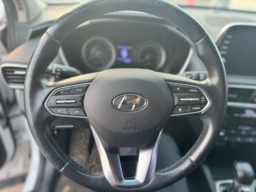 Hyundai: Hyundai Santa Fe: 2019 г., 2 л, Автомат, Бензин, Кроссовер — 4