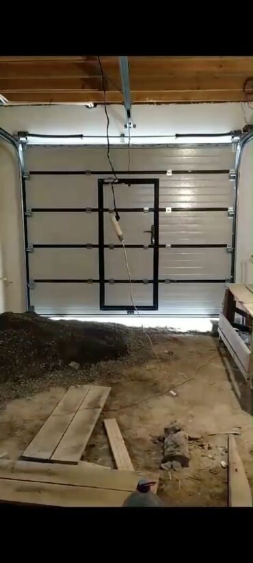 divar daslari qiymeti: Yeni Dəmir Qaraj darvazası, Jalüz, Avtomatik, 280 m, rəng - Ağ, Qapı ilə, Kredit yoxdur, Ünvandan götürmə