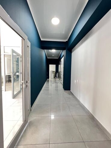 Офисы: Сдаю Офис, 170 м², В частном доме, С отдельной кухней, 1 линия, С отдельным входом at lalafo.kg — 20 Офисы: Сдаю Офис, 170 м², В частном доме, С отдельной кухней, 1 линия, С отдельным входом — 20