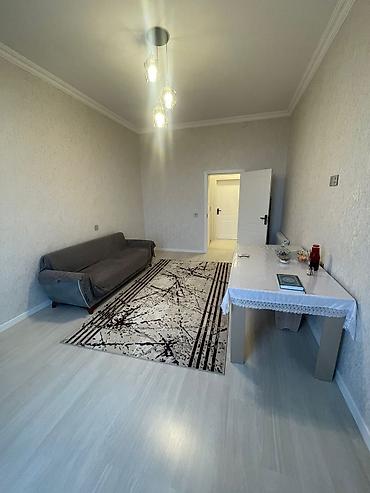 ev alqi satqi: Sumqayıt, 3 otaqlı, Köhnə tikili, 63 kv. m — 2