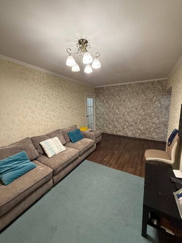 ищу долгосрочную квартиру г ош: 3 комнаты, Агентство недвижимости, Без подселения, С мебелью полностью