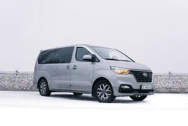 Hyundai: Hyundai Starex: 2018 г., 2.5 л, Автомат, Дизель, Фургон