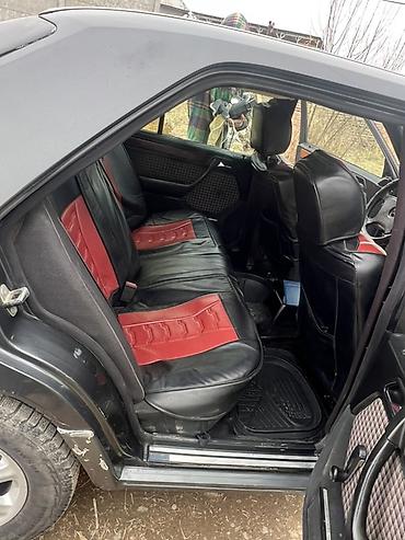 Mercedes-Benz: Mercedes-Benz W124: 1991 г., 2.3 л, Механика, Бензин, Седан — 14