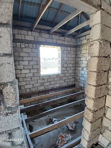 məmmədli ev: Məmmədli 4 otaqlı, 95 kv. m, Təmirsiz — 4