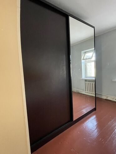 перегородки раздвижные: Кийим салуучу шкаф, Түз