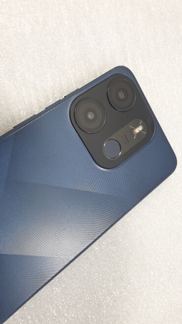техно телефон: Tecno Spark Go 2023, Б/у, 64 ГБ, цвет - Синий, 2 SIM