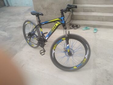 barter velosiped: Б/у Городской велосипед Strim, 26"