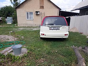 step wgn: Honda Stream: 2002 г., 1.7 л, Механика, Бензин, Минивэн — 3