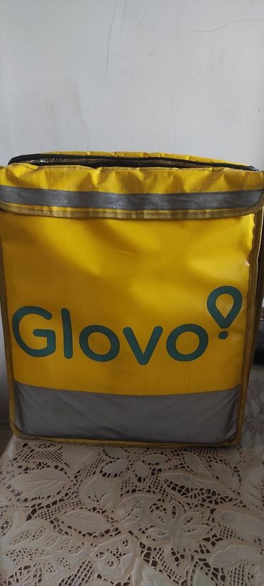 Сумки: Продаю сумку Glovo