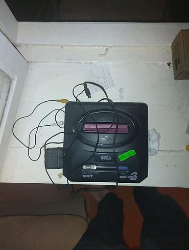 Видеоигры и приставки: Sega Mega Drive 2 (Model MK-1631-16) 16-bit oyun konsolu — 1