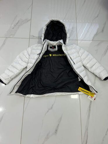 Zimske jakne: Zimska jakna M (EU 50) — 10