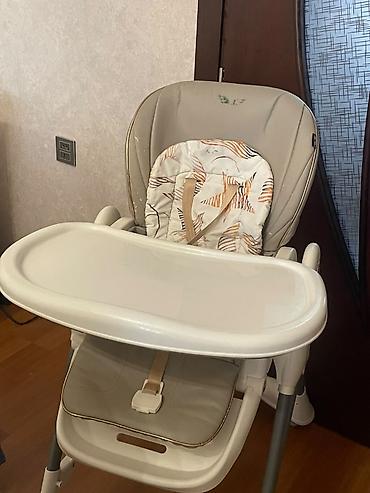 Yemək masaları, oturacaqları: Uşaq yemək arabası, karma baby markasıdır, 220 manata alınıb, aşağı — 3