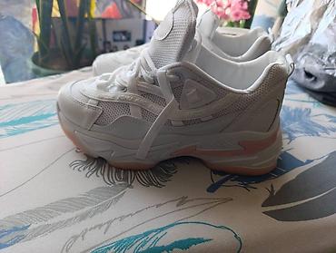 Кроссовки и спортивная обувь: Кроссовки и спортивная обувь — 5