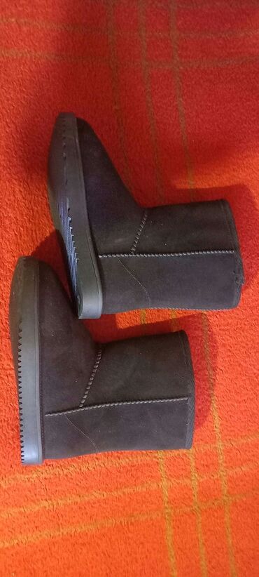 caprice obuća: Ugg boots, Size - 31