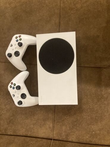женские кардиганы с оленями: Xbox series s satılır 2pult dolu daş ilə Playroom’nan 1aydı almışam