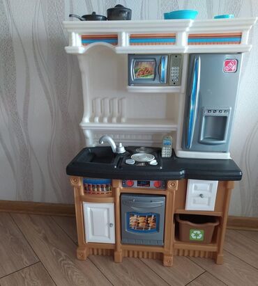 светящийся spinner (спиннер): Milana….Uwaq mebeli 80man problemj yoxdu ustindeki oyuncaqlar verilir