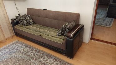 диван для кухни: İşlənmiş, Divan, 2 kreslo, Bazalı, Açılan