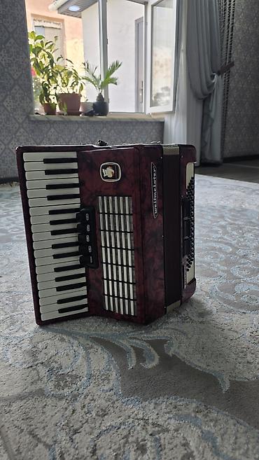 casio cdp s110: 🎹 Продаётся аккордеон Weltmeister! Красивый и качественный аккордеон — 2