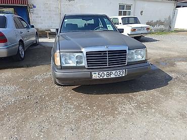 tesla qapi: Mercedes-Benz W124: 2 l | 1988 il Sedan — 1