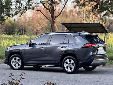 Toyota: Toyota RAV4: 2020 г., 2.5 л, Автомат, Бензин, Кроссовер — 4