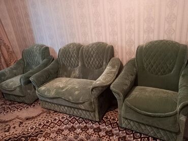 мягкие мебель: Цвет - Зеленый, Б/у