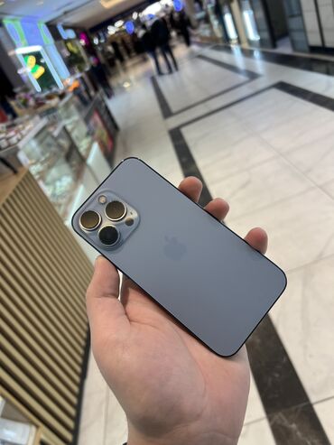 Apple iPhone: IPhone 13 Pro, Б/у, 256 ГБ, Синий, Чехол, 78 %