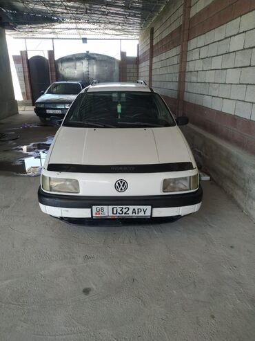 арзан авто: Volkswagen Passat: 1989 г., 1.8 л, Механика, Бензин, Универсал
