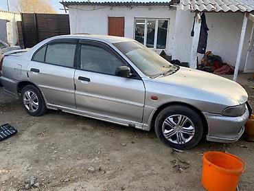 Mitsubishi Lancer: 1996 г., 1.3 л, Механика, Бензин, Седан at lalafo.kg Mitsubishi Lancer: 1996 г., 1.3 л, Механика, Бензин, Седан