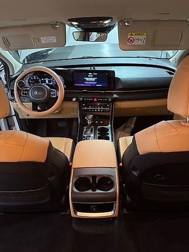 Kia: Kia Carnival: 2022 г., Минивэн — 40