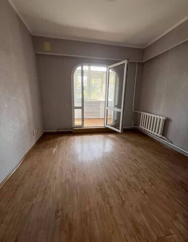 недвижимость базар коргон: 3 комнаты, 62 м², 105 серия, 3 этаж