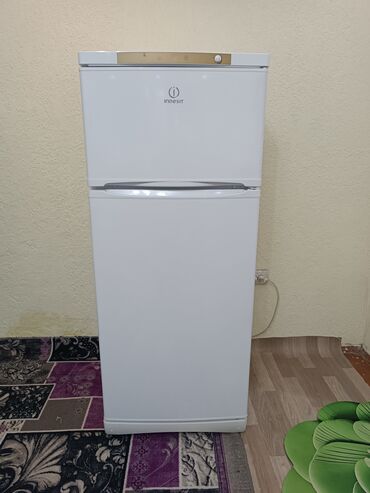 процессор купить бишкек: Холодильник Indesit, Б/у, Двухкамерный, De frost (капельный), 60 * 155 * 60