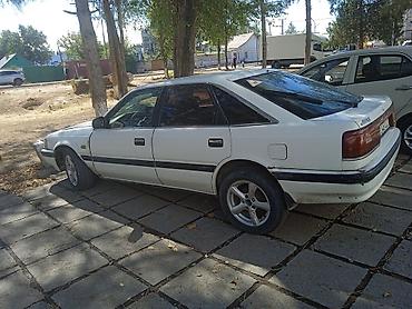 Mazda: Mazda 626: 1989 г., Механика, Бензин, Лифтбек — 2