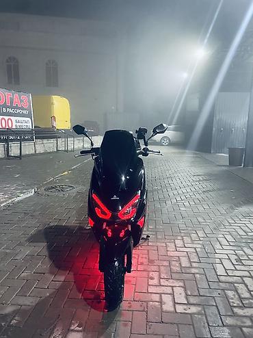 Скутеры: Макси-скутер 150 куб. см, Б/у — 10