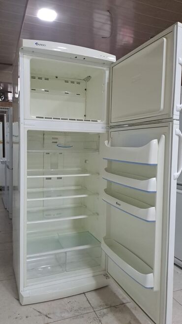 ekshn kamera eken: Двухкамерный Холодильник