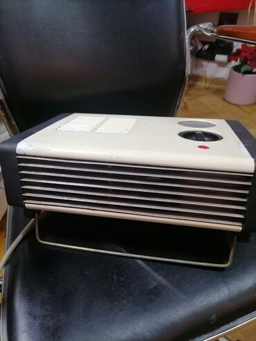 Kaloriferi: Grejalica duvaljka 2000 w ispravna Sever. Ispravna grejalica
 Mirjevo — 11