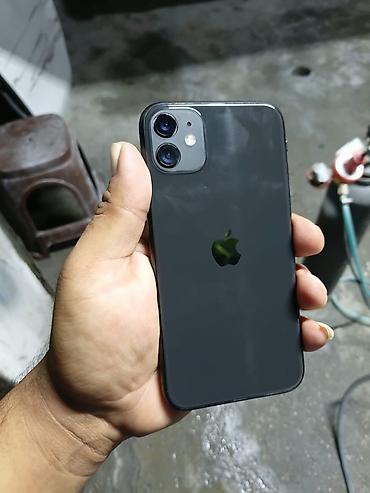 iphone s6: IPhone 11, Qara, Qırıq — 2