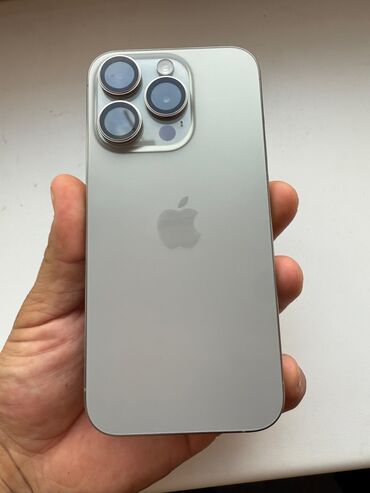 Apple iPhone: IPhone 15 Pro, Б/у, 128 ГБ, Natural Titanium, Защитное стекло, Коробка, 88 %