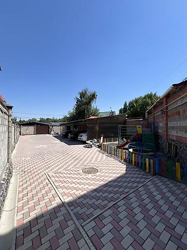 Продажа таунхаусов: **🏛 Престиж и безопасность — рядом с Госрезиденцией, Бишкек** — 5