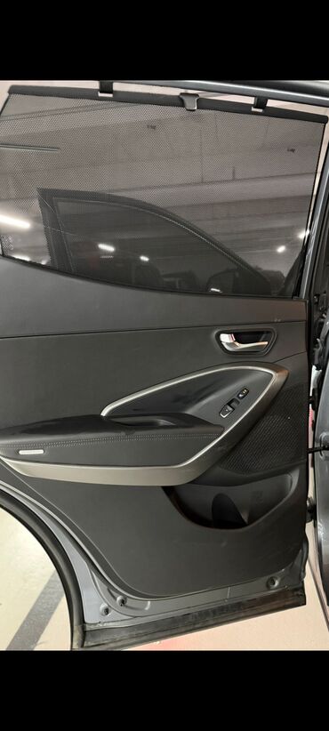 Hyundai: Hyundai Santa Fe – qara rəngli, şəhər və uzun yola uyğun komfortlu — 8