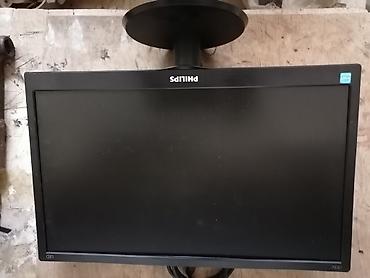 16 sadə: Philips 19” LCD monitor Model: Philips 193V5LSB2/00 (V-line) Ekran — 5