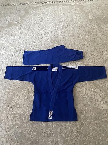 adidas: Кимоно для дзюдо adidas (синее), комплект из куртки и брюк. - — 1