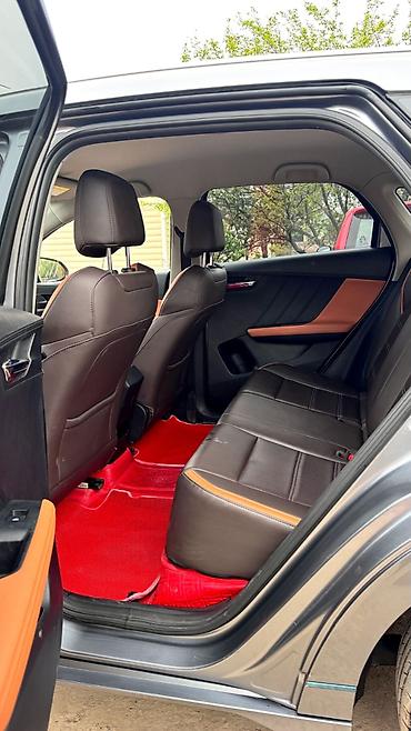 BYD: BYD E2: 2022 г., Автомат, Электромобиль, Кроссовер — 8