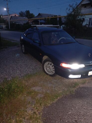 купить авто в рассрочку: Mazda 626: 1993 г., 1.8 л, Механика, Бензин, Седан