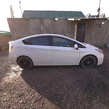 Toyota: Toyota Prius: 2012 г., 1.8 л, Вариатор, Гибрид, Хэтчбэк — 10