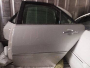 corolla runx: Дверь TOYOTA MARK 2 GX110 2 2004 задн. лев. (б/у)