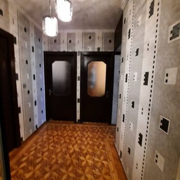 Köhnə tikili: Suraxanı rayonun yeni Günəşli qəsəbəsində Masiv D ərazisində — 7