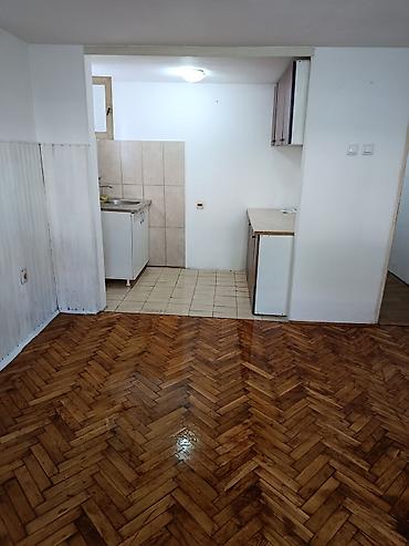 Dugoročno: IZDAVANJE: Garsonjera sa DVORIŠTEM i PARKINGOM – Kanarevo Brdo ​Izdaje — 8