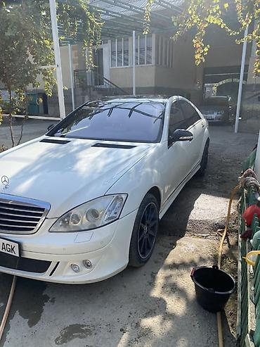 купить премиум авто: Mercedes-Benz S-Class: 2006 г., 5 л, Автомат, Бензин, Седан — 2