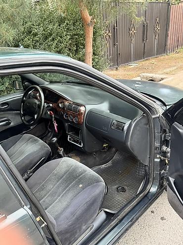 escort: Ford Escort: 1996 г., 1.6 л, Механика, Бензин, Хэтчбэк — 7